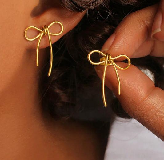 BOWS earrings
