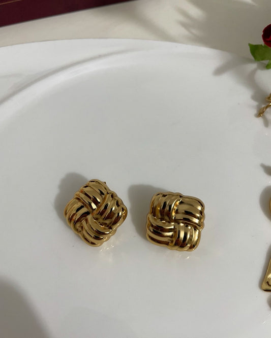 SATHIYA earrings